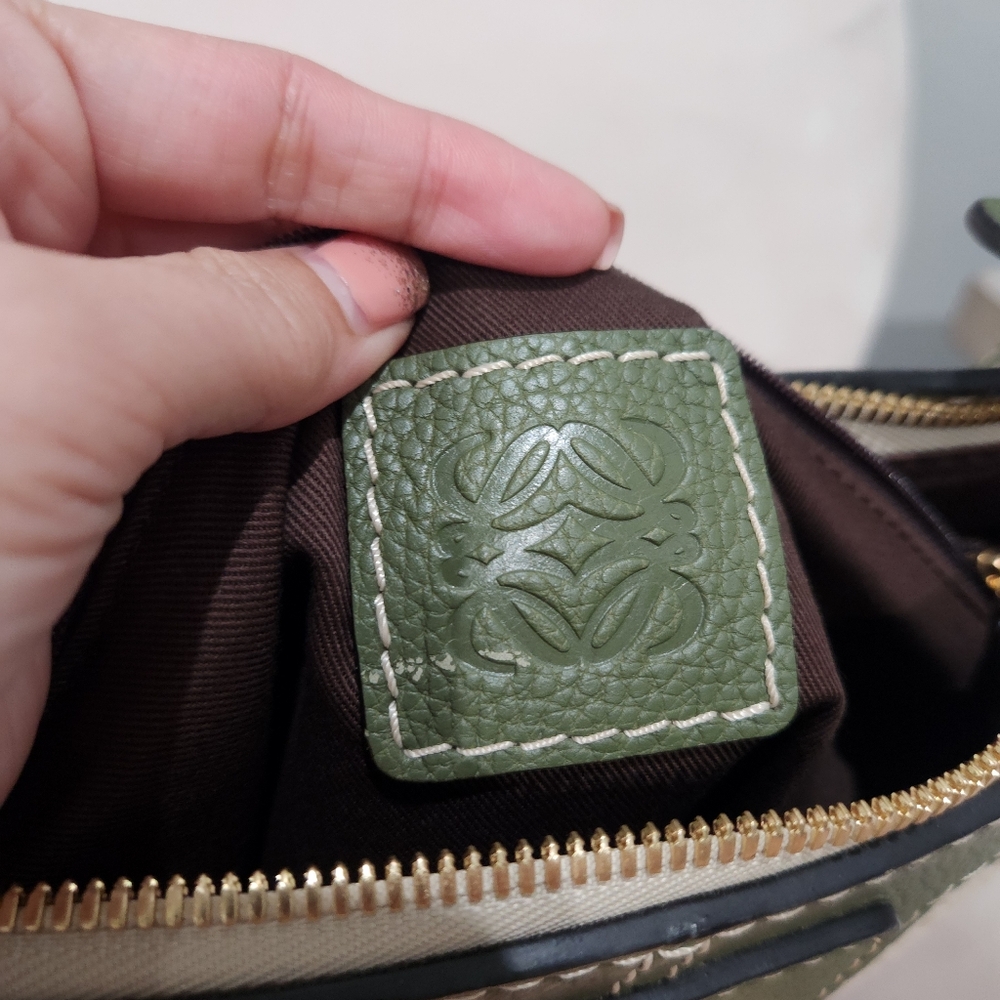 Loewe sling bag - Picture 10 of 12